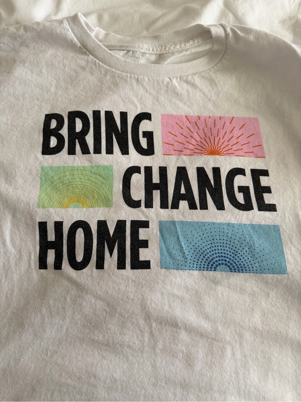Bring Change Home Graphic Tee - Barack Obama Presidential Library Merch w large